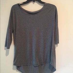 American Eagle Jegging Tee